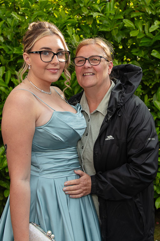 Elle Prom
 Hero