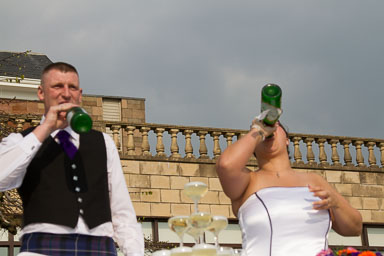 Cha n Debs
 Hero